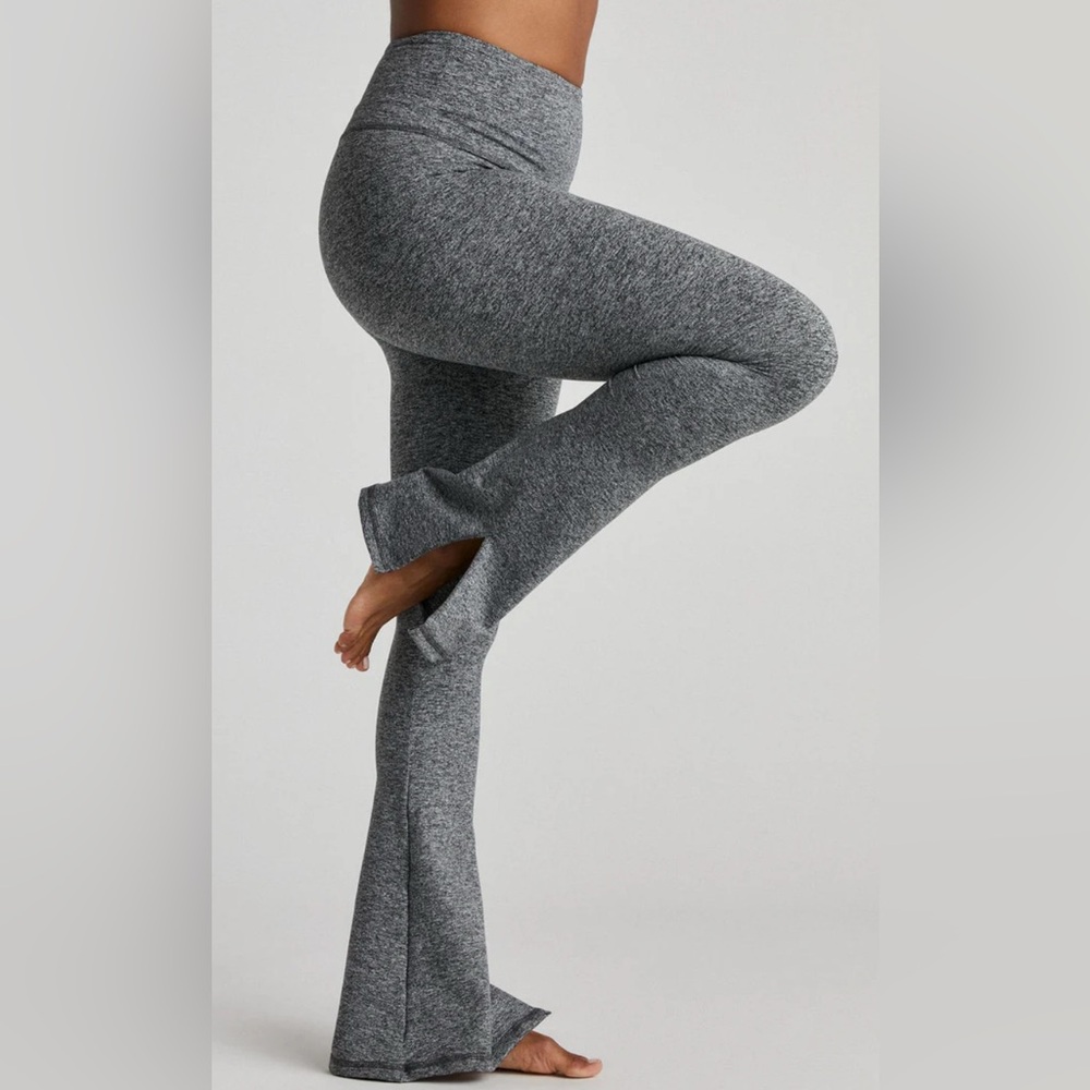Strut This Beau yoga Pilates pants size small VGUC